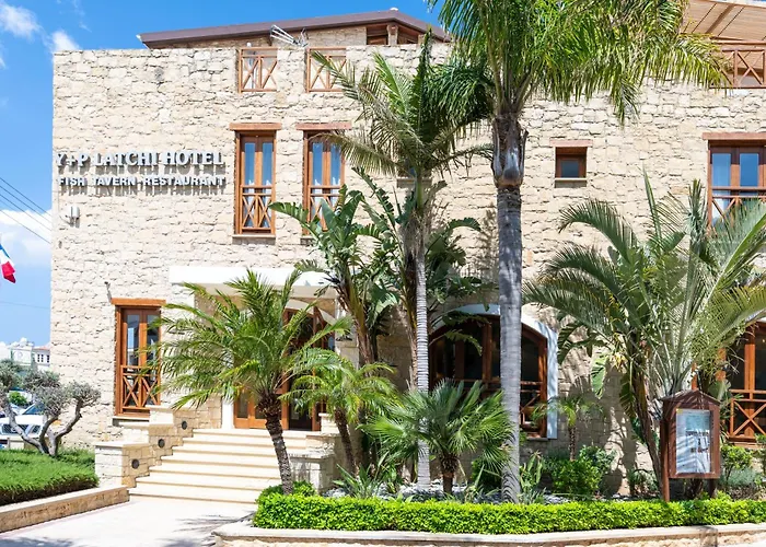 Hotels in Lachi