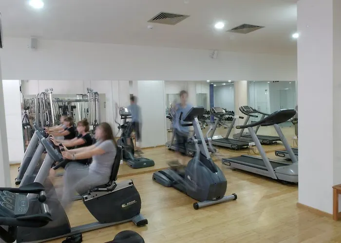 Hotels in de buurt van The Place