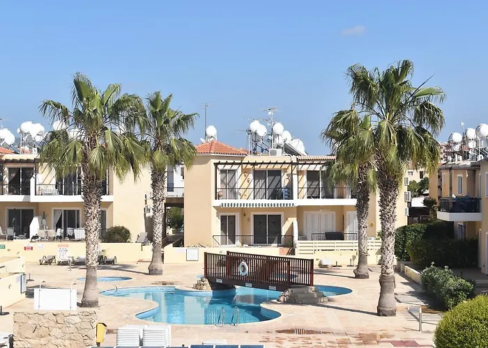 Sirena Sunrise Apartment 125 Paphos