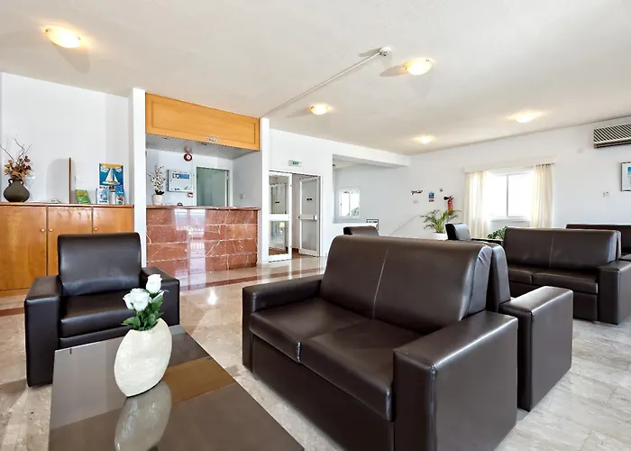 Sunny Hill Hotel Apartments Klorakas