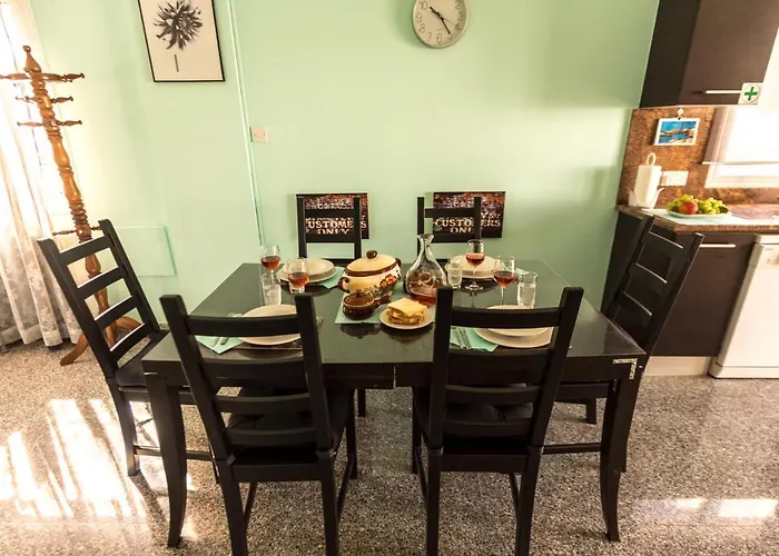 Boutique Villa Marina Ayía Nápa