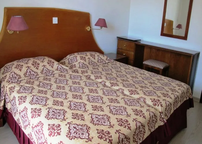 Eleonora Hotel Apartments Larnaca