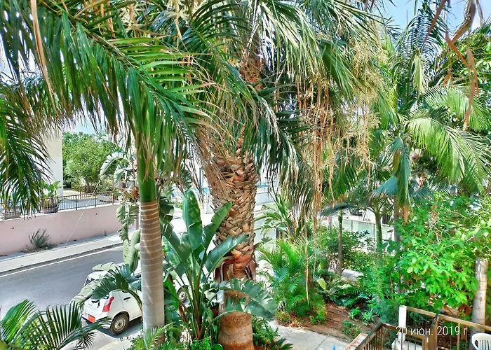 Constantaras Apartments Protaras