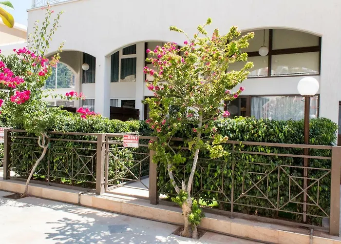 Galatex Beach Apartment Limisso