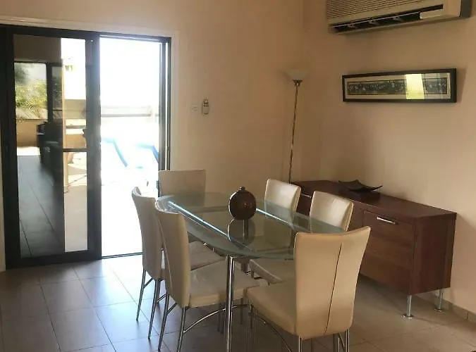 Pet friendly Limni Pool House B Villa Larnaca