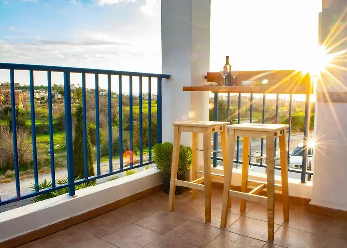 Ron'S Pergola Apartment Paphos
