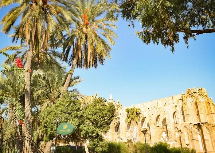 Golden Palms Guest House & Cafe Famagusta 