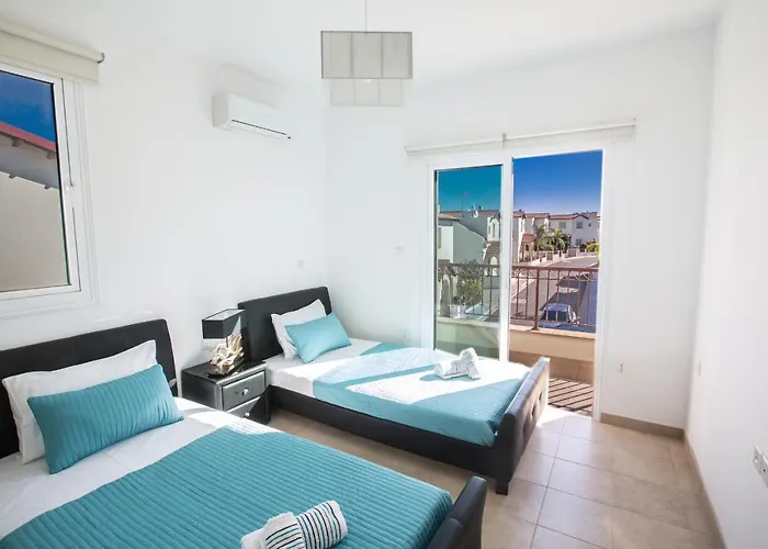 Seaspray Villa Protaras